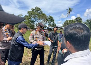 Personel Polres Bulukumba Kawal Eksekusi Lahan Persawahan di Kajang