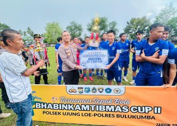 Kapolres Bulukumba Resmi Tutup Turnamen Sepak Bola Bhabinkamtibmas Cup II Polsek Ujung Loe