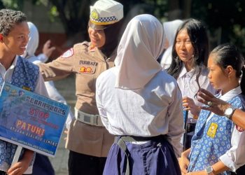Sat Lantas Polres Parepare Kampanyekan Stop Pelanggaran di Hadapan Ratusan Pelajar SMPN 4
