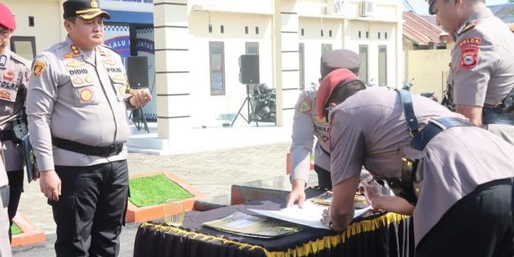 Kapolres Selayar Pimpin Sertijab Kasat Reskrim, Intelkam dan Kapolsek Benteng