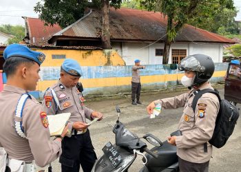 Hari ke-3 Operasi Zebra 2025, Sie Propam Polres Tana Toraja Periksa Kelengkapan dan Kendaraan Personel