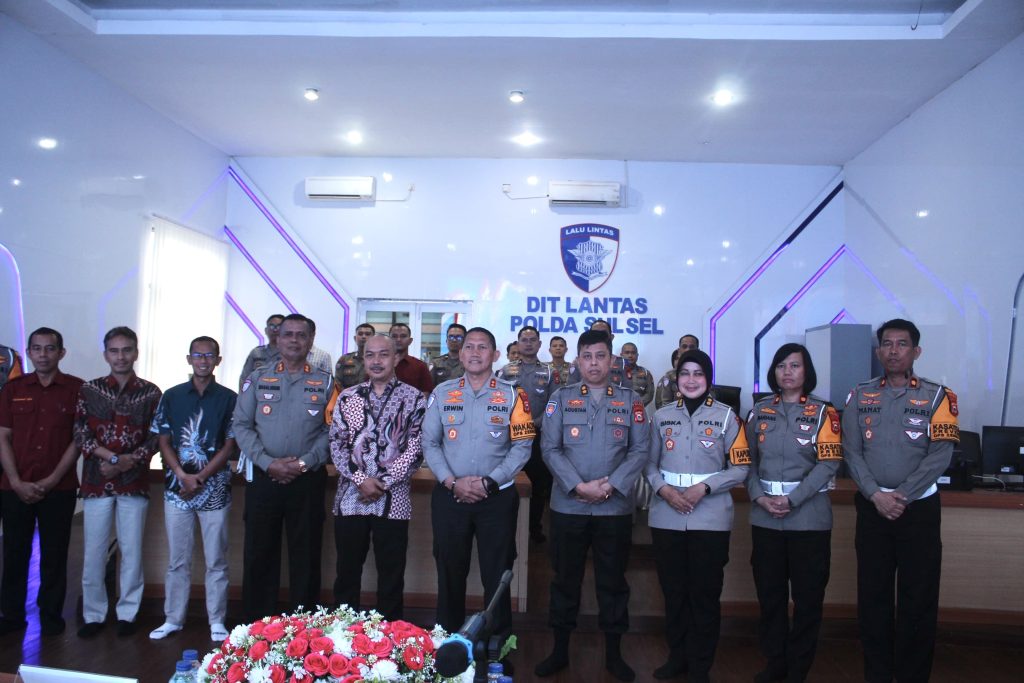 Wadir Lantas Polda Sulsel dan PJU Terima Tim Kemenkeu RI Dalam Rangka Monev Pengelolaan PNBP dan OPN 