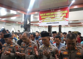 Polres Pinrang Gelar Sholat Ghaib untuk Korban Bencana di Sejumlah Daerah