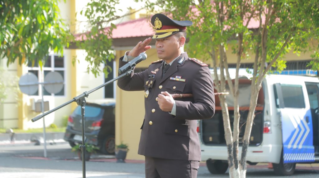 Peringati Hari Ibu, Kapolres Wajo Ajak Personel Teladani Semangat Perjuangan Perempuan Indonesia