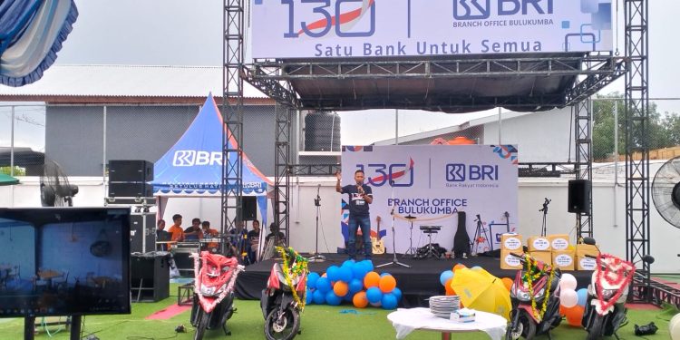 Kasat Reskrim Polres Bulukumba Sosialisasi Pencegahan Penipuan Online di HUT ke-130 BRI