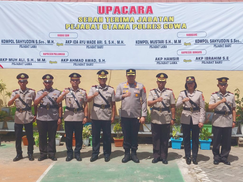 Kapolres Gowa Pimpin Sertijab Sejumlah Pejabat Utama dan Kapolsek Jajaran