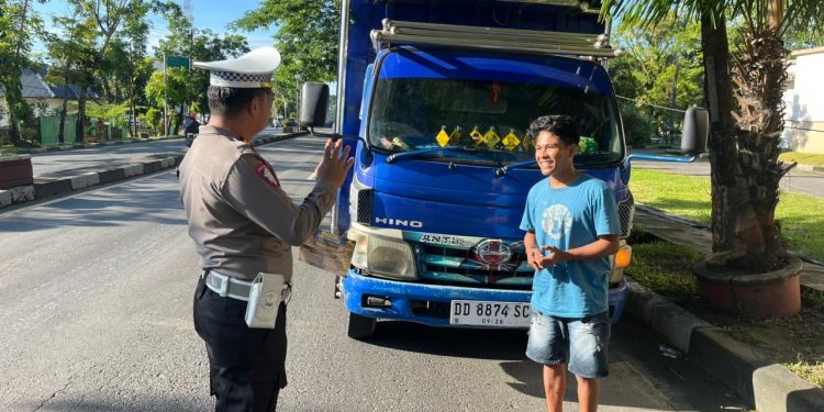 Operasi Zebra Pallawa 2025 Berakhir, Pengendara Tidak Pakai Helm Dominasi Pelanggaran di Barru