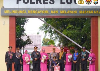 Bakti Telah Usai Kehormatan Tetap Abadi, 7 Purnawirawan Polres Luwu Dilepas Penuh Haru