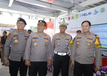 Kapolda Sulsel Bersama Tim Supervisi Mabes Polri Tinjau Pos Pengamanan Operasi Lilin 2025