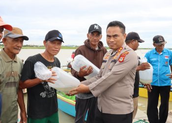 Kapolres Wajo Ajak Masyarakat Jaga Danau Tempe Sebagai Warisan Untuk Anak Cucu