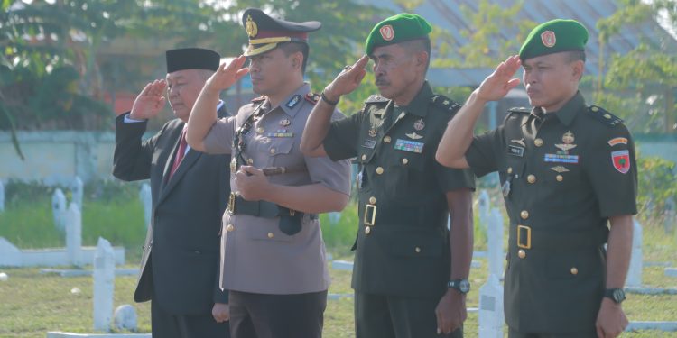 Kapolres Wajo Hadiri Ziarah Rombongan Dalam Rangka Hari Juang TNI AD ke-80