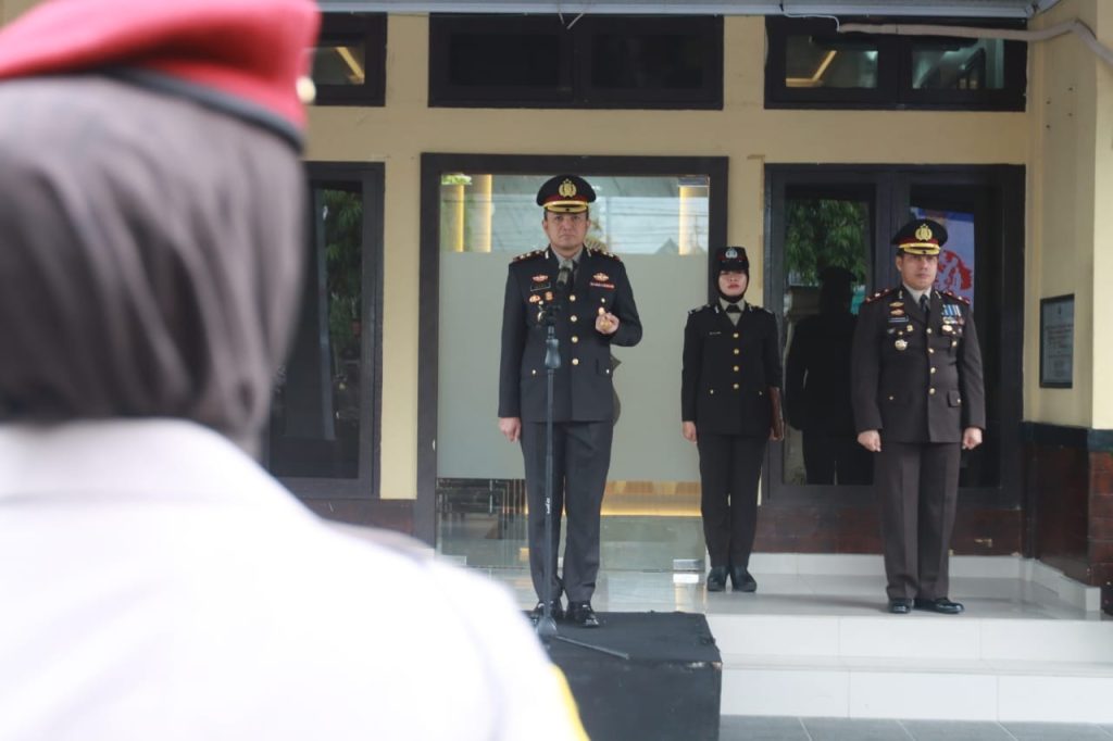 Kapolres Parepare Pimpin Upacara Peringatan Hari Ibu Ke-97
