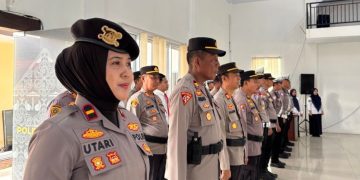 Personel Polres Luwu Terima Kenaikan Pangkat Pengabdian