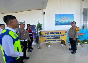 Pastikan Kesiapsiagaan, Kapolres Selayar Sidak Posko Ops Lilin di Bandara dan Pelabuhan