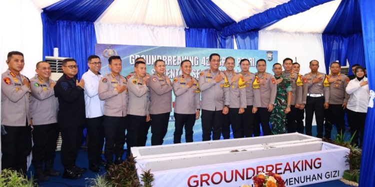 Kapolrestabes Makassar Dampingi Kapolda Sulsel Melakukan Groundbreaking SPPG Polri