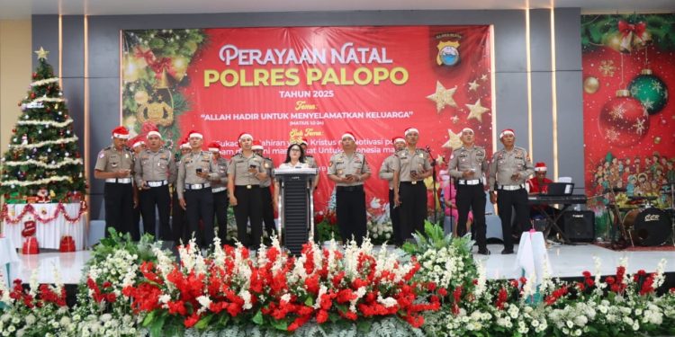 Polres Palopo Gelar Perayaan Natal di Gedung Opu Daeng Risadju