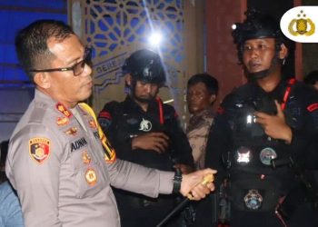Pastikan Natal Aman dan Damai, Kapolres Luwu Hadir Langsung Pimpin Pengamanan Malam Misa Natal