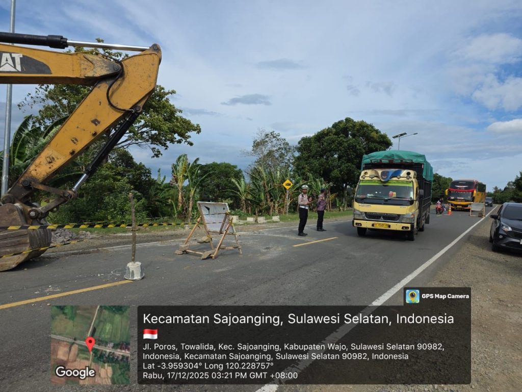 Sat Lantas Polres Wajo Cek Jalur Mudik Nataru di Poros Sengkang–Siwa