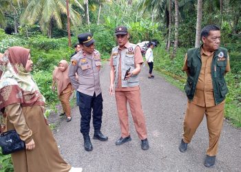 Kapolsek Benteng Tinjau Jembatan Baera Yang Ambruk, Akses ke Beberapa Sekolah Terputus