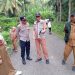 Kapolsek Benteng Tinjau Jembatan Baera Yang Ambruk, Akses ke Beberapa Sekolah Terputus