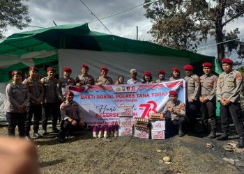 Peringati HUT Reserse ke-78, Sat Reskrim Polres Tator Bagi Bantuan ke Korban Kebakaran