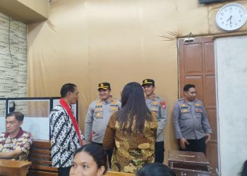 Ibadah Malam Berlangsung Kondusif, Kapolres Selayar Fokus Amankan Ibadah Natal di 11 Gereja