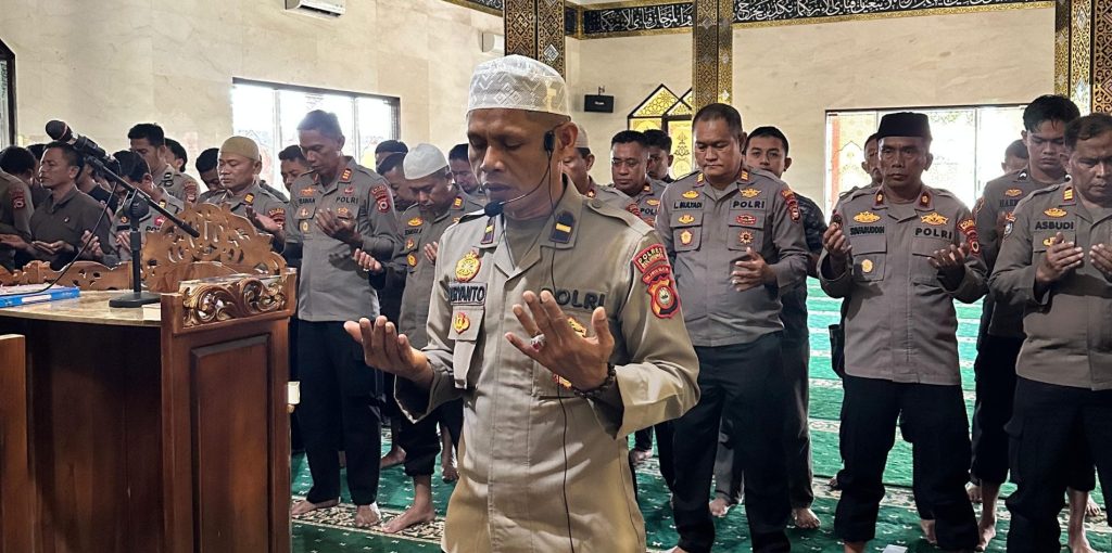 Polres Bulukumba Gelar Sholat Gaib untuk Korban Bencana Alam di Sejumlah Daerah