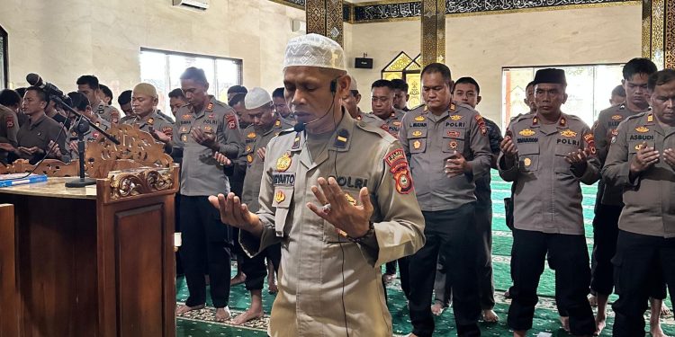 Polres Bulukumba Gelar Sholat Gaib untuk Korban Bencana Alam di Sejumlah Daerah