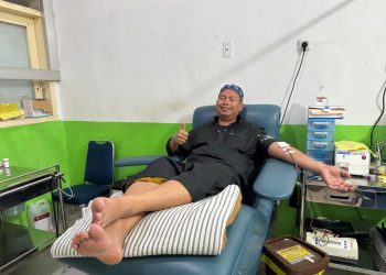 Kapolres Tana Toraja Melakukan Donor Darah untuk Masyarakat
