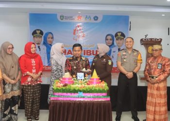 Kapolres Parepare Hadiri Acara Peringatan Hari Ibu Ke-97 Tingkat Kota di Balai Ainun