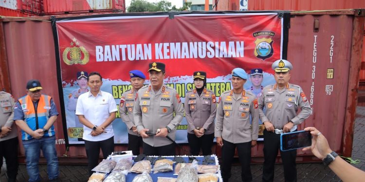 Polda Sulsel Kirim Bantuan Kemanusiaan untuk Korban Bencana Alam di Sumatera