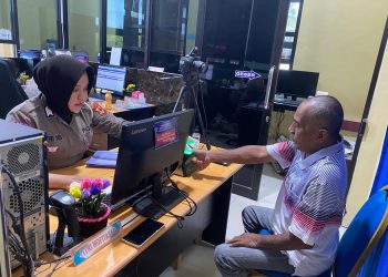 Sat Lantas Polres Soppeng Berikan Pelayanan Publik Humanis di BPKB, STNK dan SIM