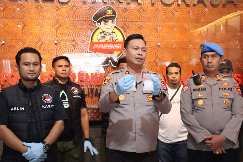 Personel Satres Narkoba Polres Tana Toraja Berhasil Ungkap Kasus Sabu, 4 Pelaku Diamankan