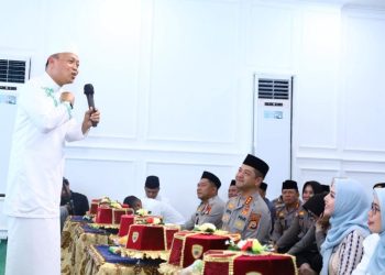 Polrestabes Makassar Gelar Syukuran Renovasi Aula, Hadirkan Ustaz Das’ad Latif