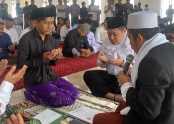 Kapolres Selayar Jadi Saksi Seorang Masuk Islam di Masjid Rahmatan Lil Alamin