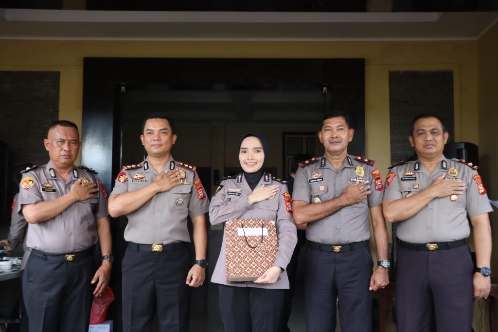 Kapolres Maros Pimpin Pelepasan Kasi Dokkes, Apresiasi Pengabdian di Bidang Kesehatan