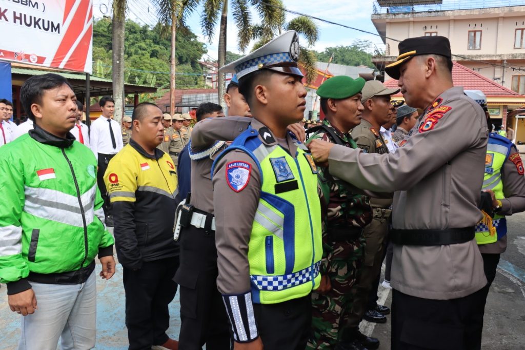 Polres Tana Toraja Gelar Apel Pasukan Operasi Keselamatan Pallawa 2026