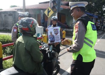 Hari ke-2 Operasi Keselamatan Pallawa 2026, Personel Satlantas Polres Pinrang Edukasi Pengendara