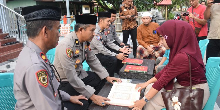 Melalui Program Ngaji On The Road, Pelanggar Lalu Lintas di Bulukumba Dihukum Mengaji