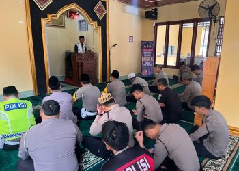 Perkuat Iman dan Integritas, Polres Tana Toraja Gelar Pembinaan Rohani Personel