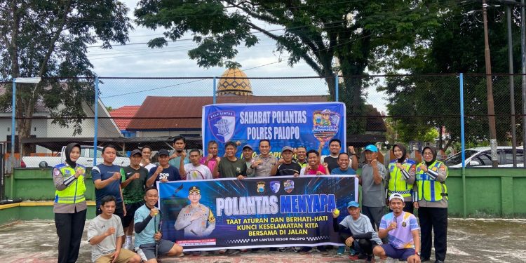 Dukung Program Polantas Mappatabe, Kanit Regident Polres Palopo Buka Turnamen Tennis Lapangan