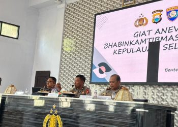 Pimpin Anev, Kompol Sardan Ajak Seluruh Bhabinkamtibmas Polres Selayar Sukseskan Program Pemerintah