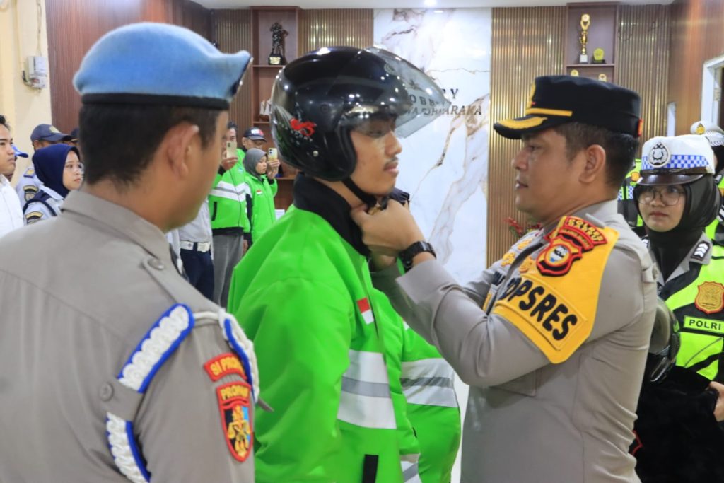 Kapolres Barru Pimpin Apel bersama Ojol Kamtibmas