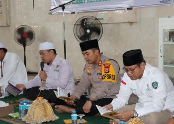 Sambut Bulan Suci Ramadhan 2026, Polres Maros dan Baznas Gelar Zikir Akbar Bersama Santri