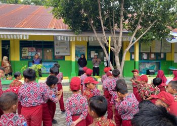 Tanamkan Tertib Berlalu Lintas Sejak Dini, Satlantas Polres Bulukumba Edukasi Siswa SD