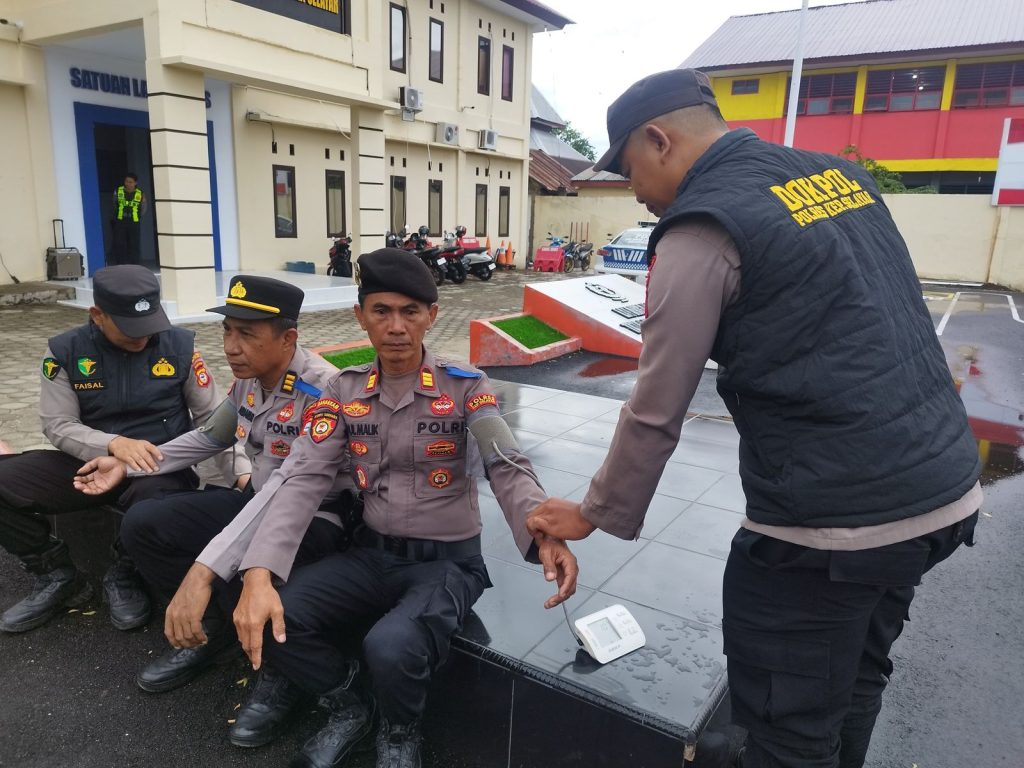 Si Dokkes Polres Selayar Cek Kesehatan Personel Ops Keselamatan 2026