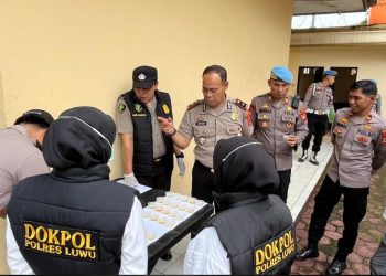 Komitmen Zero Narkoba Tanpa Kompromi, Propam Polres Luwu Tes Urine PJU dan Personel