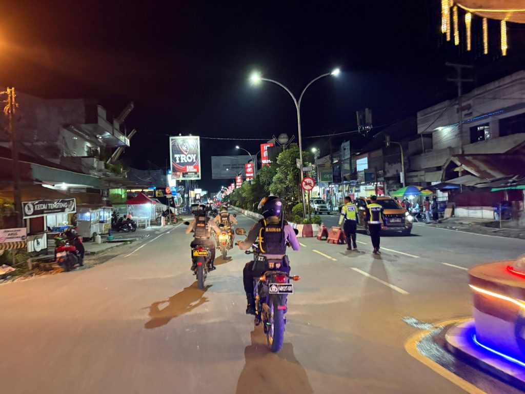 Jaga Kamtibmas di Bulan Ramadhan, Sat Samapta Polres Toraja Utara Intensifkan Patroli dan Pengamanan Sholat Tarwih
