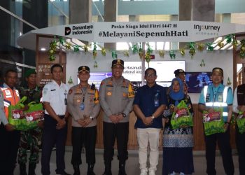 Kapolres Maros Dampingi Kapolda Sulsel Tinjau Pos Pelayanan Bandara Sultan Hasanuddin, Pantau Arus Mudik Jalur Udara