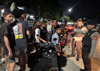 Sabhara Polres Selayar Bubarkan Lomba Lari Anak yang Tutup Jalan Poros di Kota Benteng